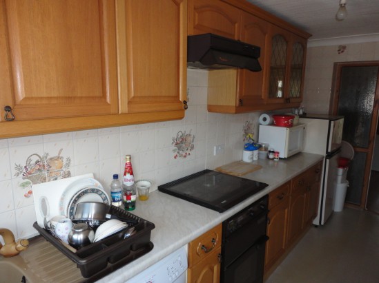 Waye Avenue, Hounslow - Photo 5
