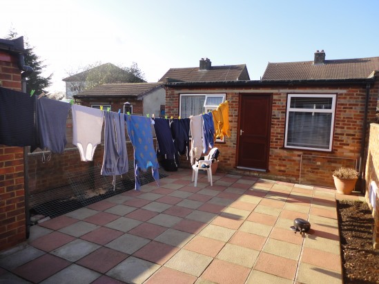 Waye Avenue, Hounslow - Photo 6