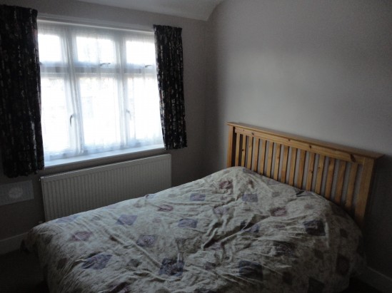 Waye Avenue, Hounslow - Photo 10
