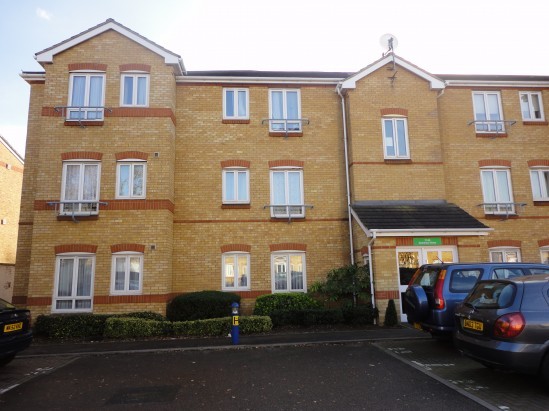 Dominion Close, Hounslow - Photo 1